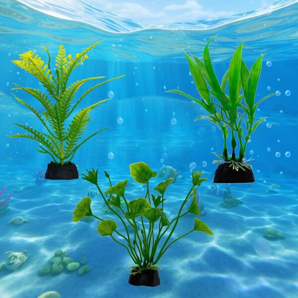 FloraMolly 3Pcs Small Plastic Aquarium Plants, Realistic Fish Tank Plants Artificial Fake Fish Tank Decorations Plants-Green